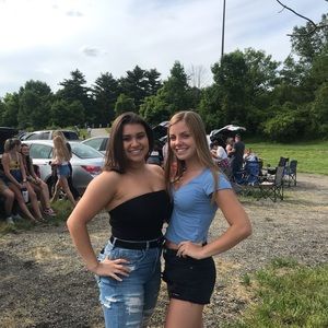 Meet your Posher, Mallory